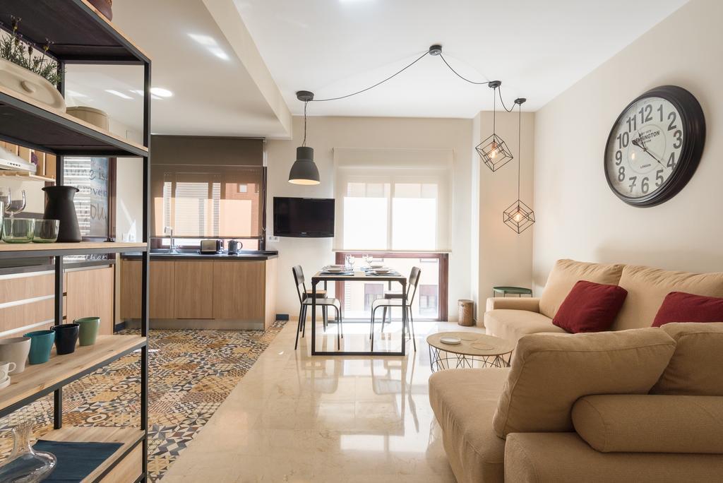 Alameda De Colon Relax & Quiet Business & Family Apartment Malaga Exterior photo