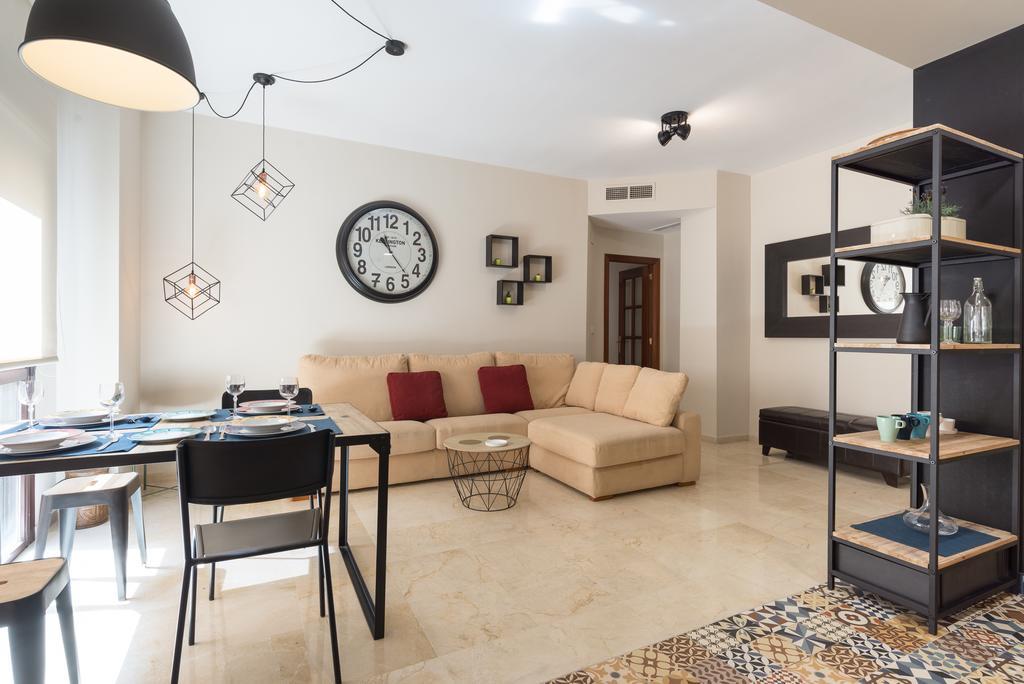 Alameda De Colon Relax & Quiet Business & Family Apartment Malaga Exterior photo